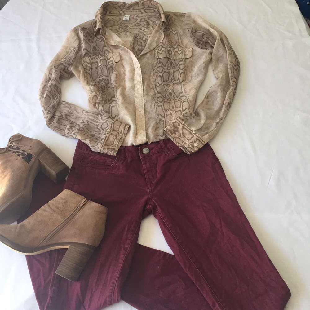 Maroon jeggings